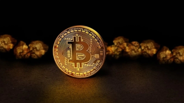 比特币（BTC）短暂回升至116,000美元